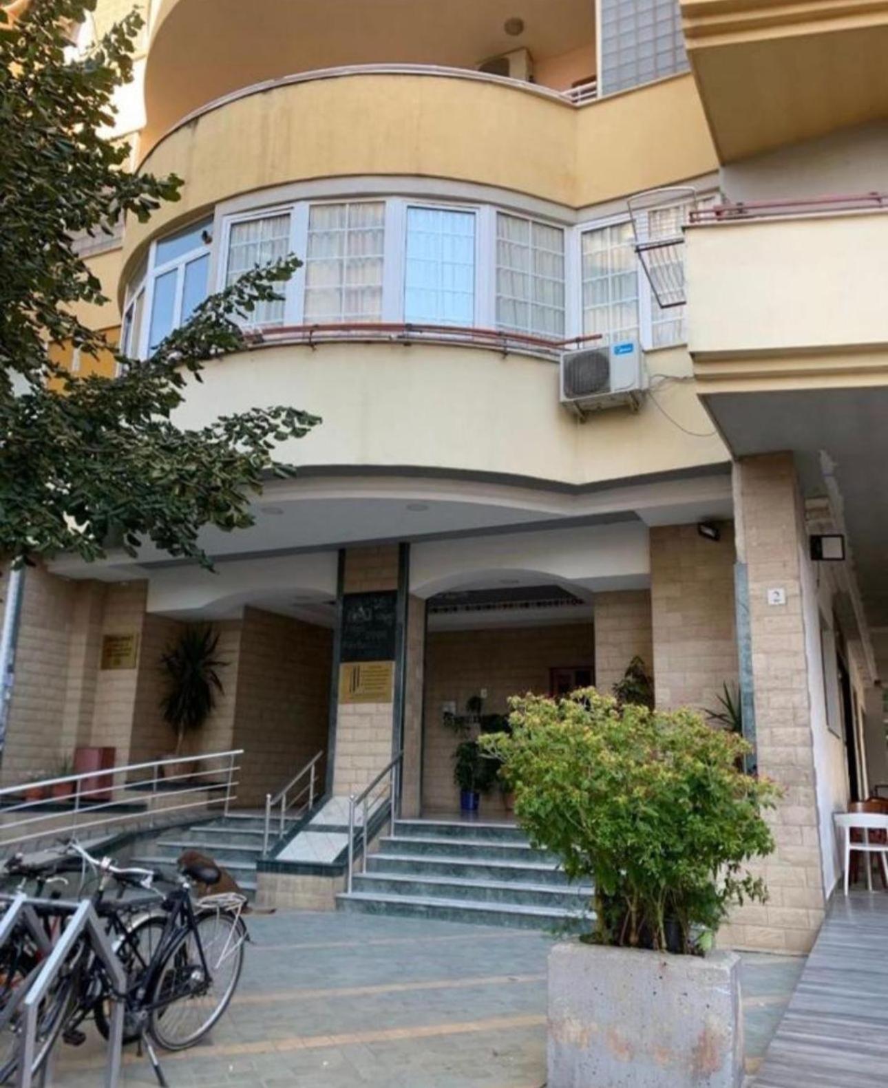 Urban Charm Studio With Balcony Tiranë Eksteriør bilde